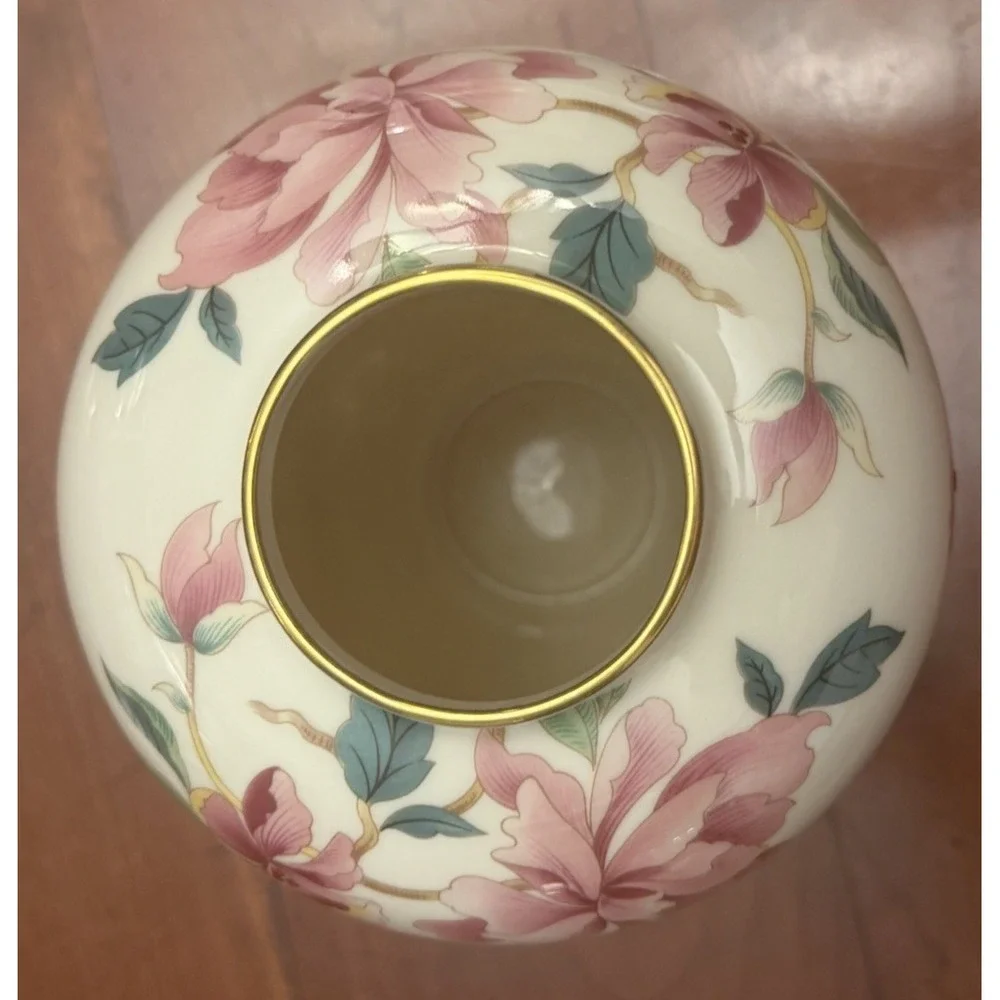 Vintage Lenox Barrington Collection Elmira Floral Porcelain Vase Gold Trim 6.25
